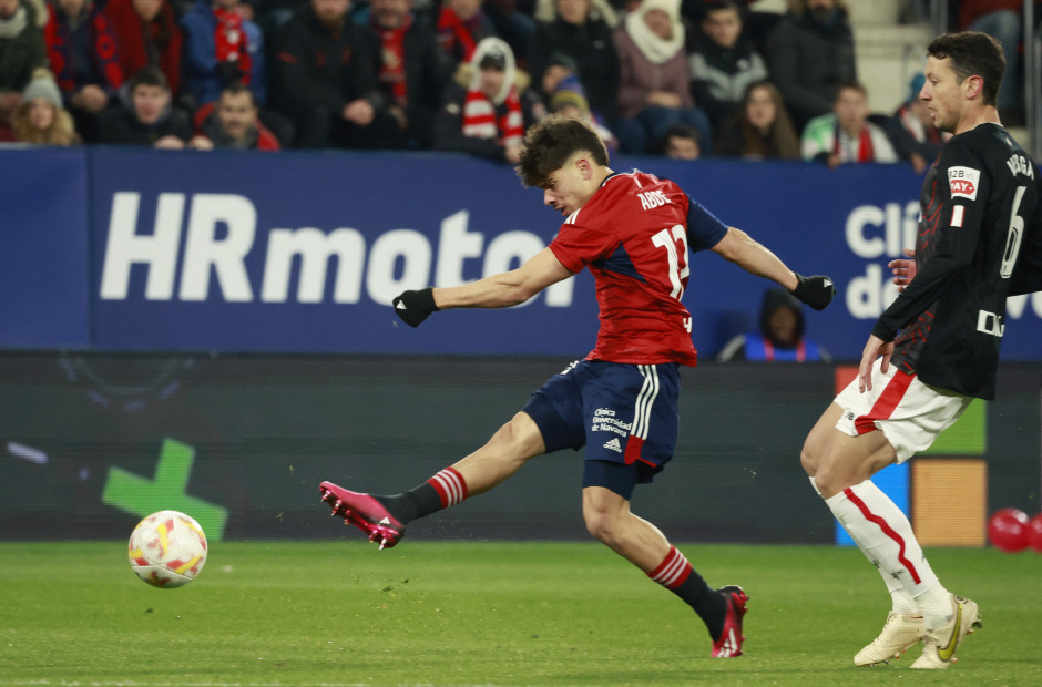 奥萨苏纳球员表现出色，迎来胜利助攻