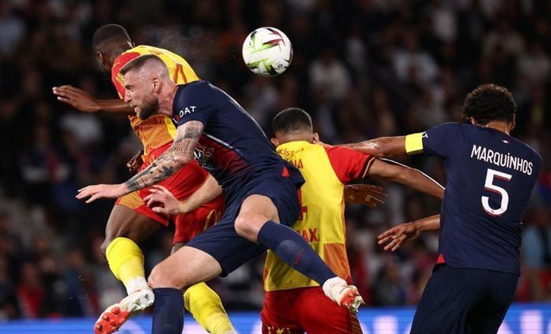 九游官方入口-包含巴萨后手落败成常态，街晋频频不及的词条