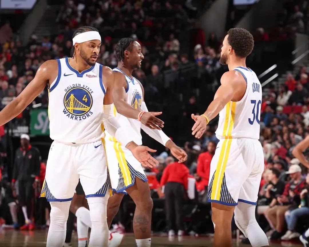 九游链接-包含勇士队捍卫主场，粉碎对手反击的词条