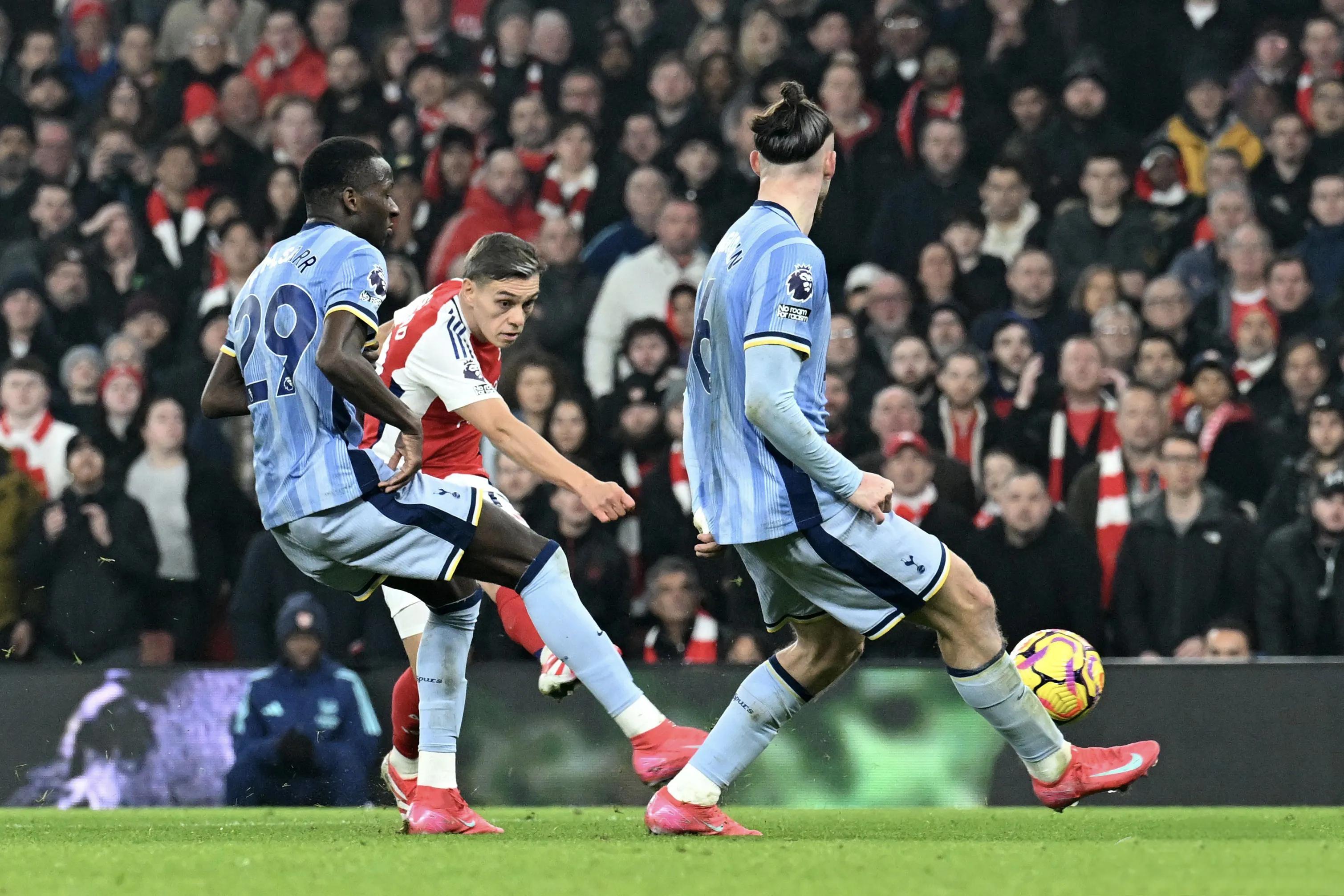 热刺客场失利，跌出英超前四